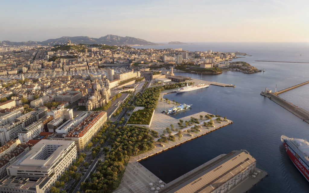Vue aérienne à la golden hour du projet de paysage et d'urbanisme Laudato si', conçu par Carta-Reichen et Robert Associés, présentant le futur aménagement du bord de mer marseillais entre le J1 et le Mucem.